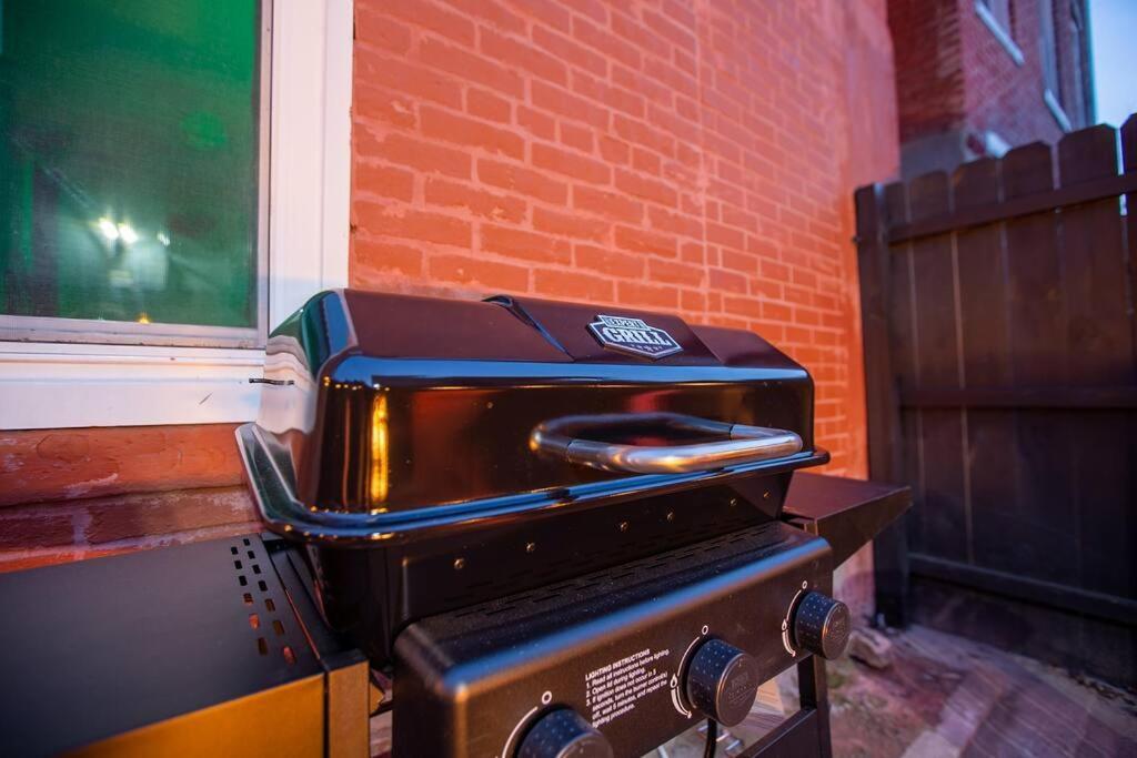 Вилла King Bed / Free Parking / Arcade / Bbq / Patio Питтсбург Экстерьер фото